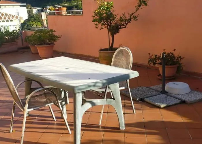With Large Terrace Apartment Menton
